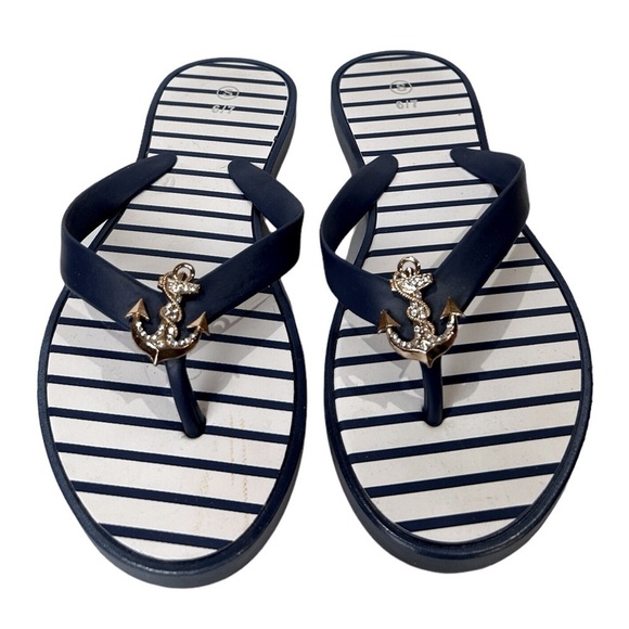 Nautical Women’s Navy/White Striped Rubber Anchor Adorned Flip Flop Size-6/7 EUC - Picture 2 of 4